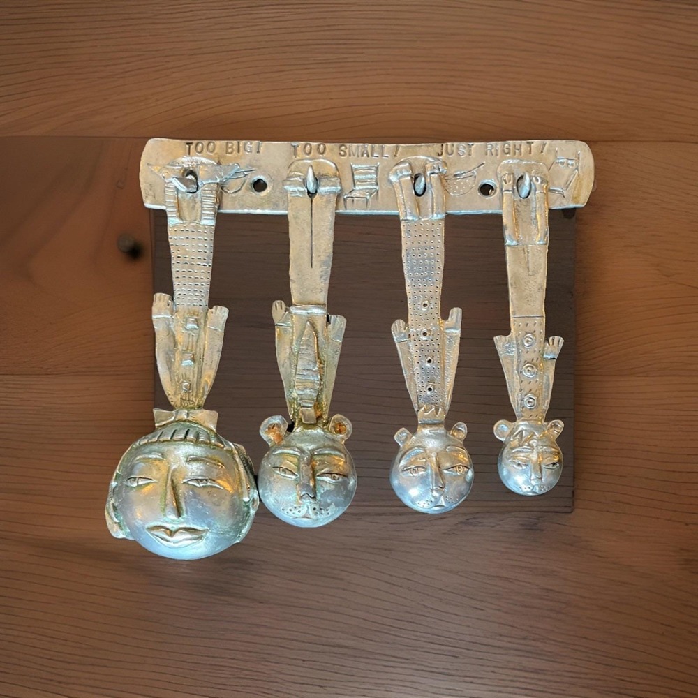 Vintage Goldilocks and‎ the Three Bears Pewter Measuring Spoon Set with Mount